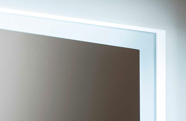 What is a 360° edge-lit mirror?